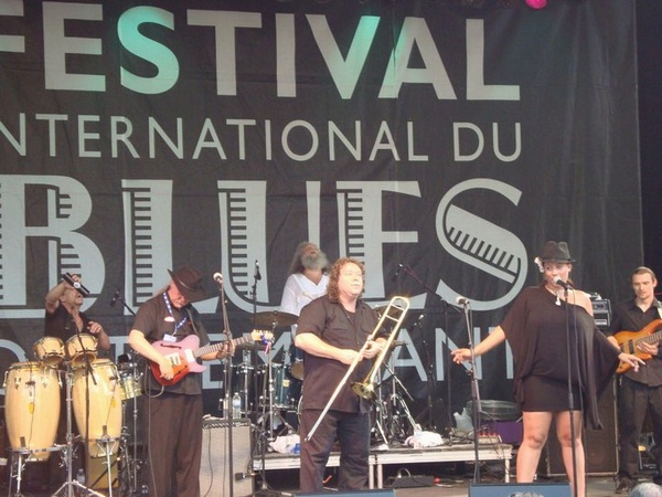 LA Smith with Oxford band at Tremblant Int. Blues Festival